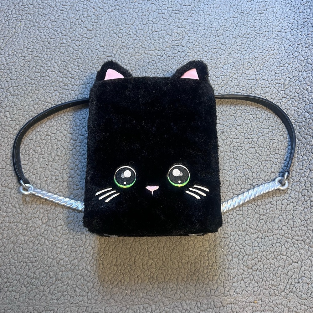 Na! Na! Na! Surprise Backpack Bedroom Black Faux Fur